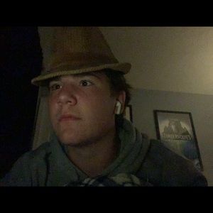 Meet your Posher, Addison